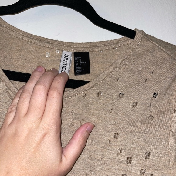 🔴Divided top - Picture 4 of 4